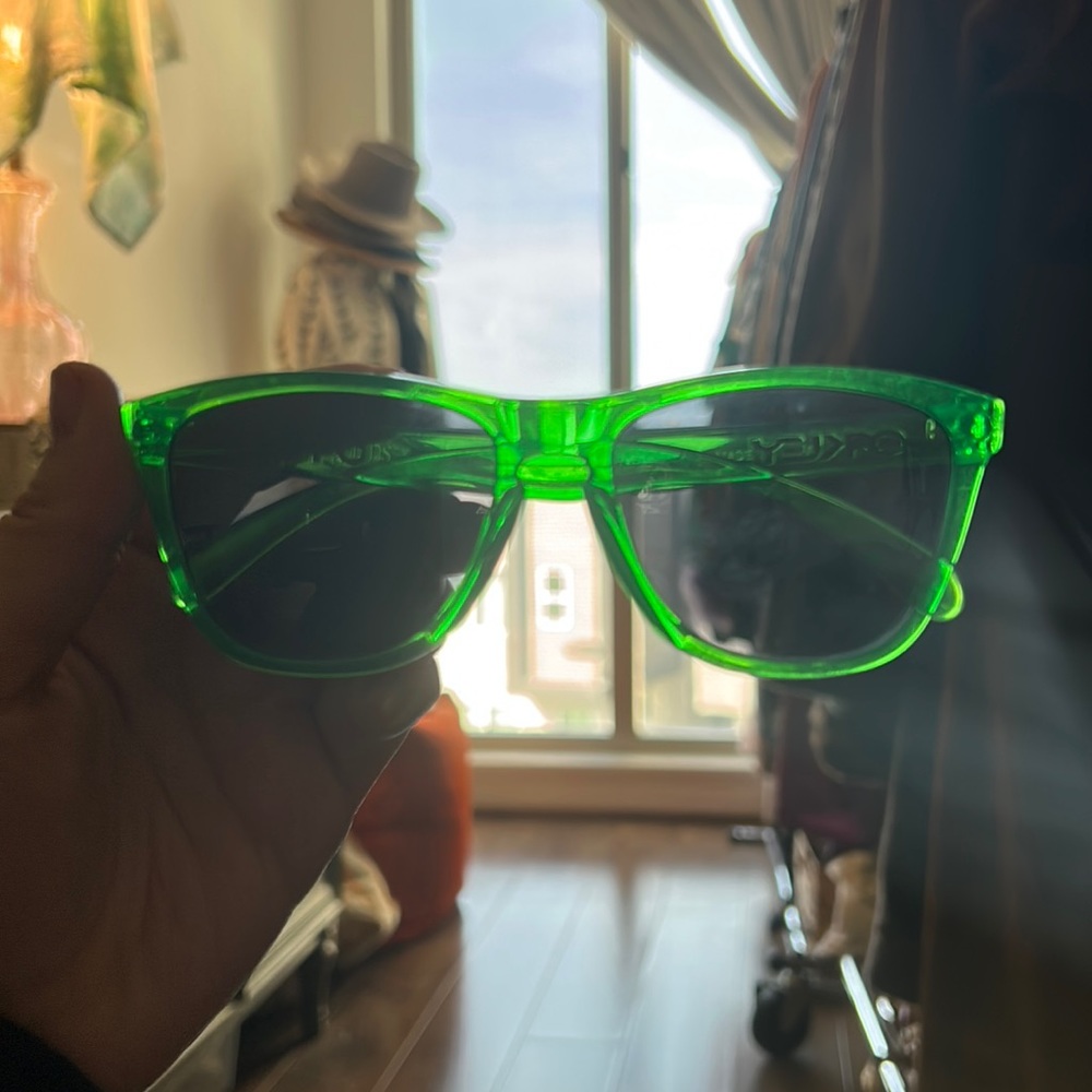 Oakley. Sunnies